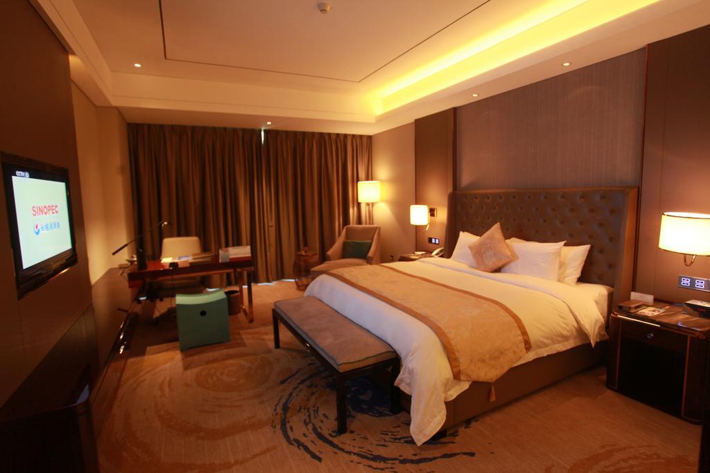 Howard Johnson Qinlu Plaza Yingtan Exterior foto